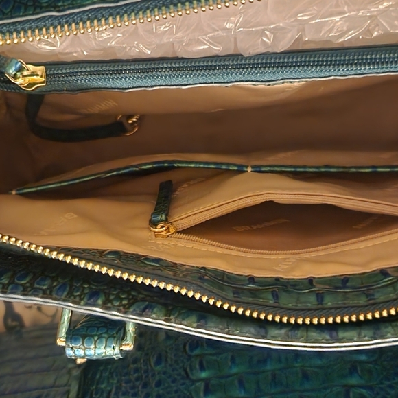 Brahmin crossbody with wallet peacock - Picture 5 of 12